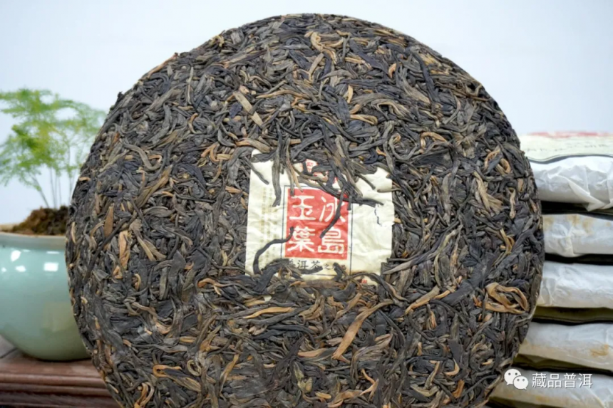 2012年冰岛玉叶，源自制茶世家勐库戎氏，冰岛大产区经典中期茶